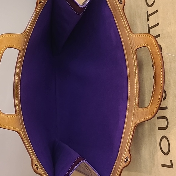 LOUIS VUITTON VINTAGE 1999! ULTRA RARE COLOR PURPLE MONOGRAM VERNIS STANTON TOTE - Picture 3 of 17